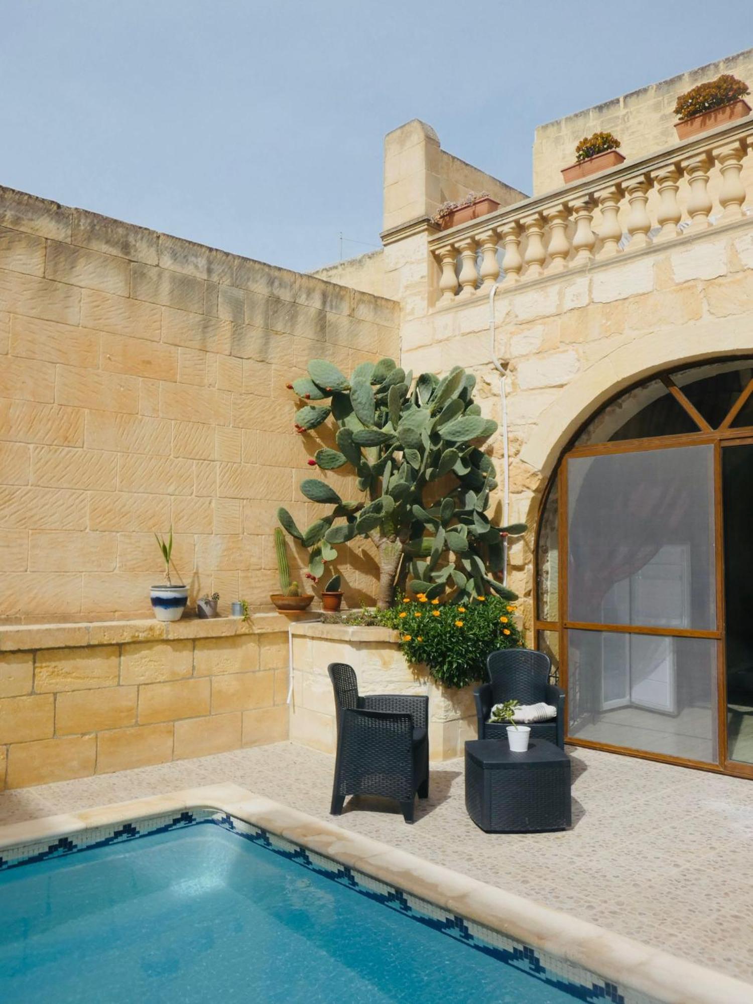 A La Maison B&B Xagħra Exterior foto